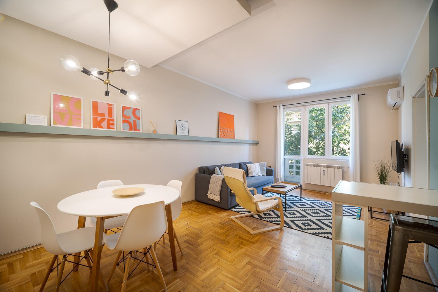 Cozy 1 Bdrm, Top Center, Solunska Near Vitoshka Street Sofia Bagian luar foto